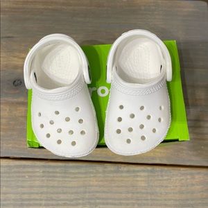 White toddler crocs